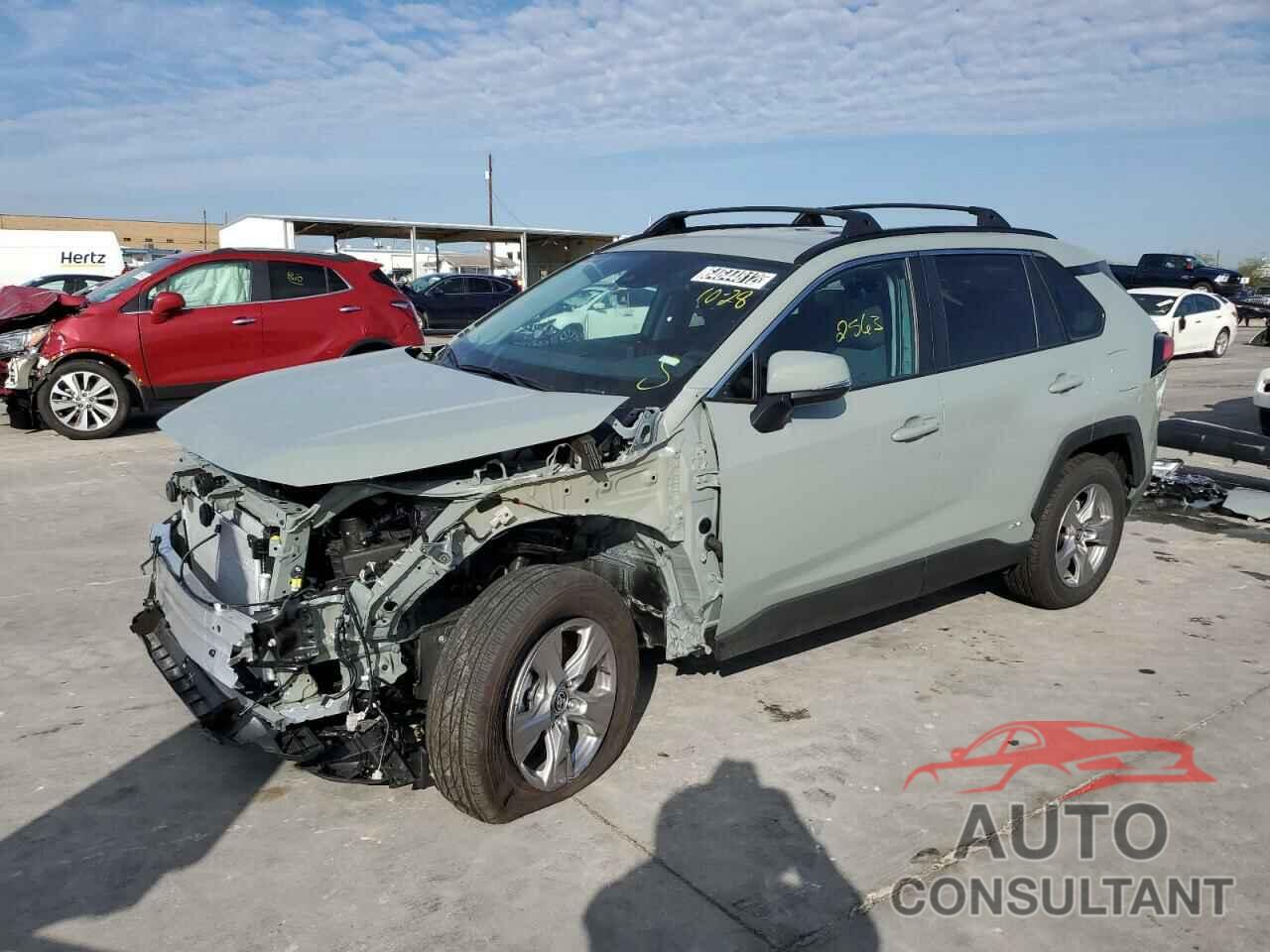 TOYOTA RAV4 2022 - 2T3RWRFV7NW141132