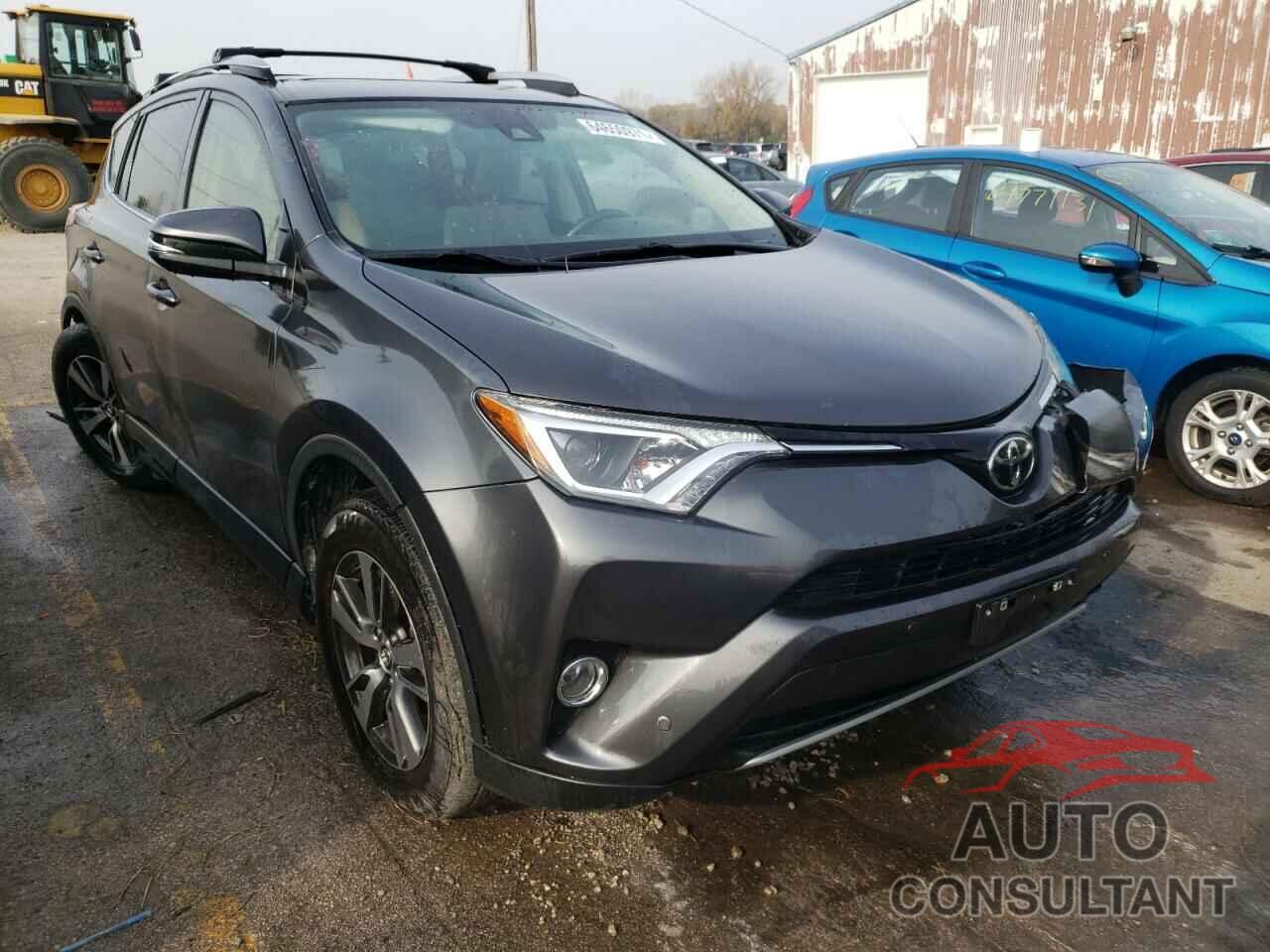TOYOTA RAV4 2017 - JTMRFREV2HJ715608