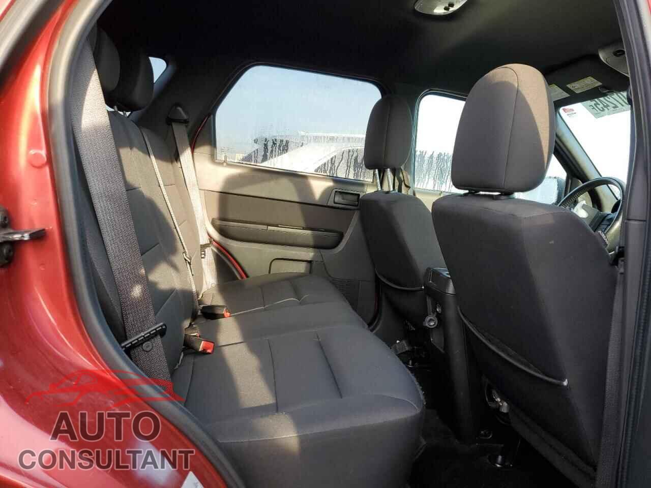 FORD ESCAPE 2012 - 1FMCU0DG8CKC37428