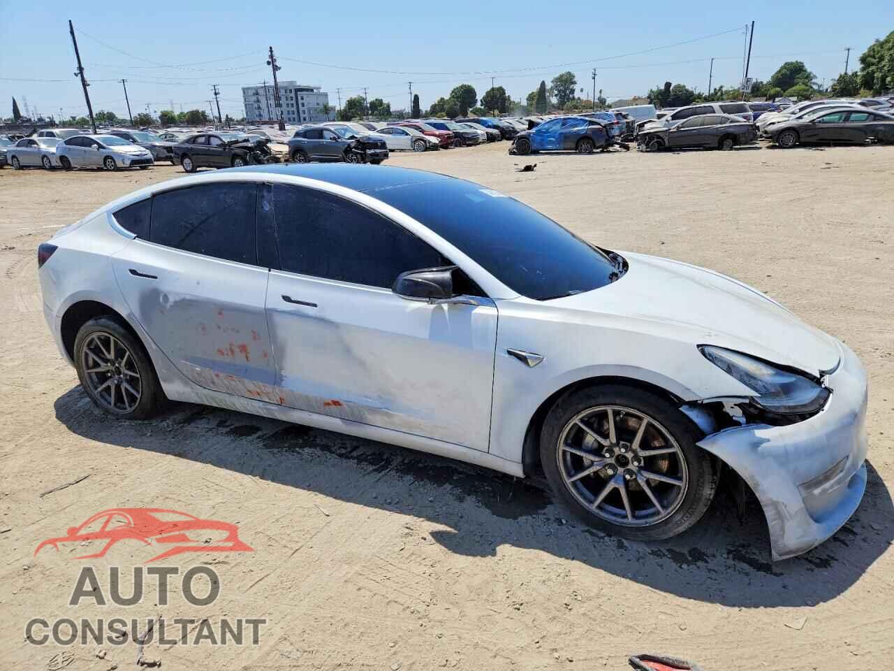 TESLA MODEL 3 2020 - 5YJ3E1EB7LF647760