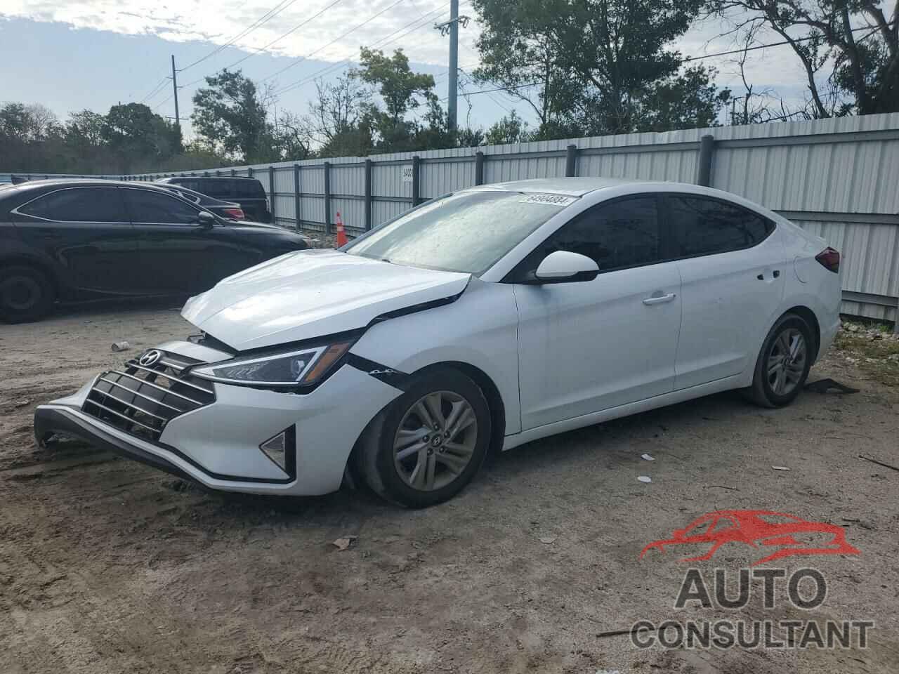 HYUNDAI ELANTRA 2019 - 5NPD84LF1KH449632