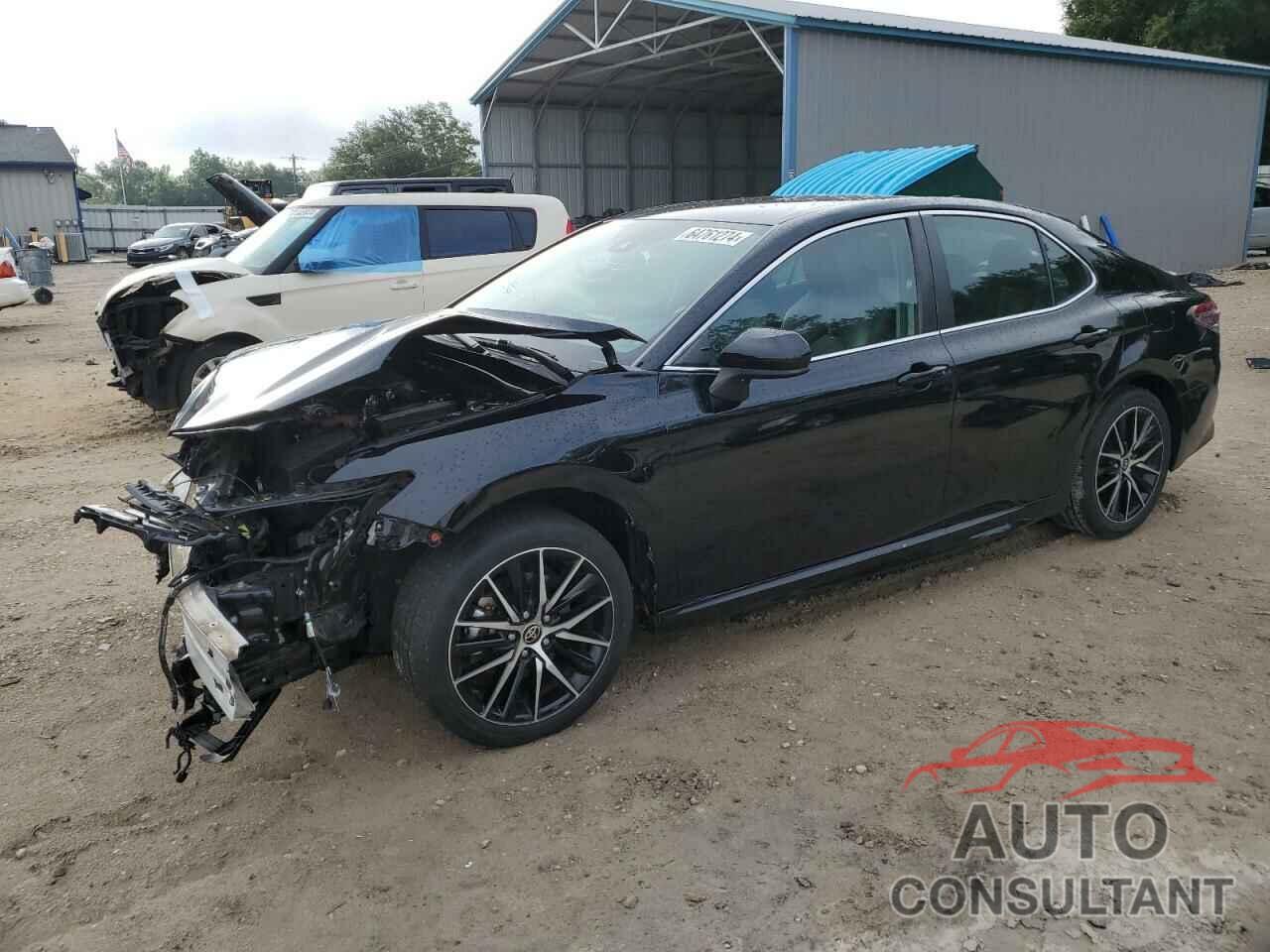 TOYOTA CAMRY 2021 - 4T1G11AK7MU580648