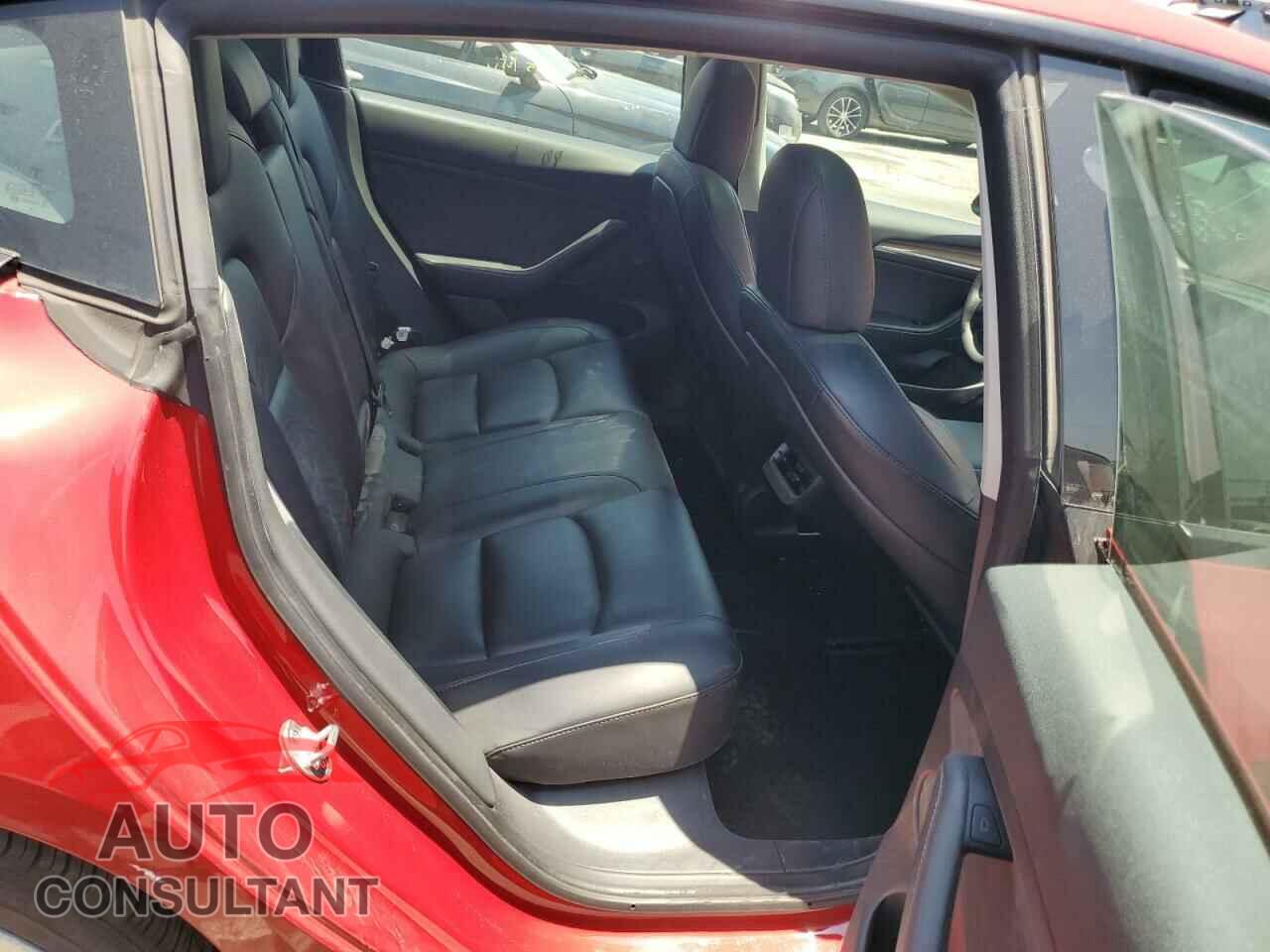 TESLA MODEL 3 2022 - 5YJ3E1EA2NF304378