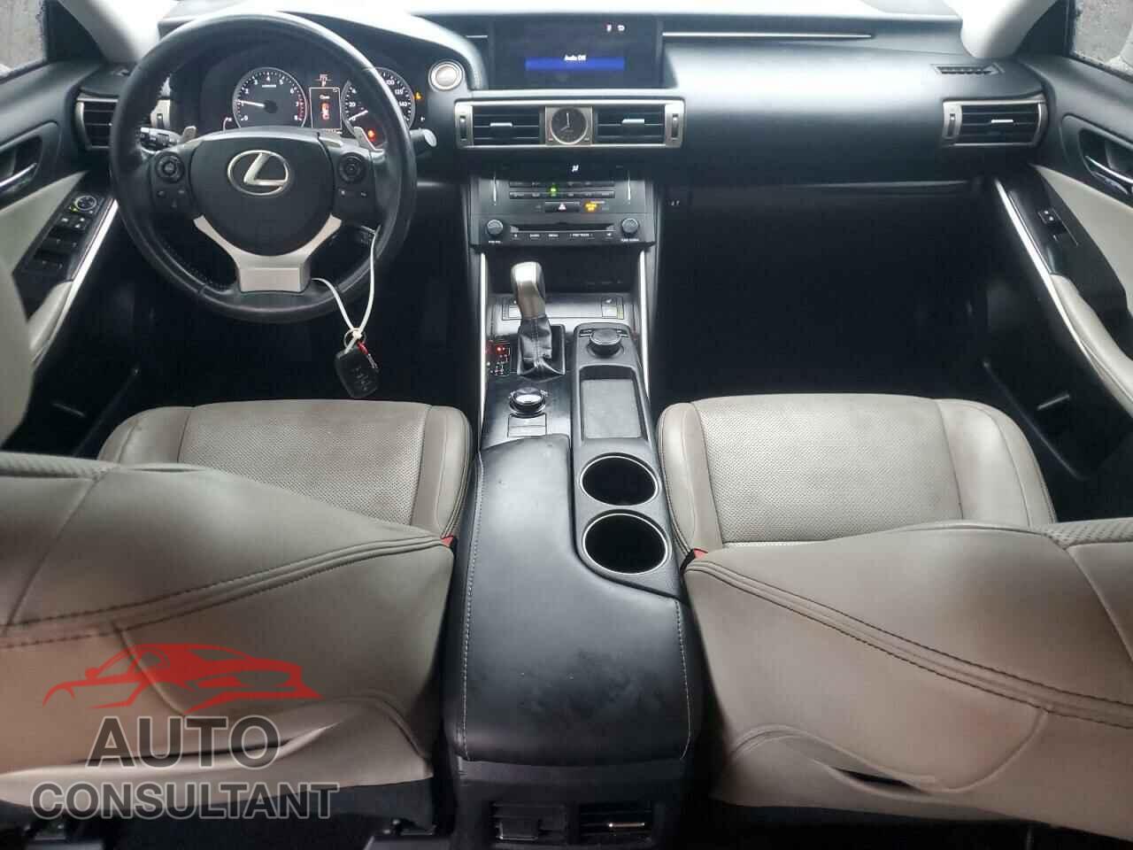 LEXUS IS 2014 - JTHBF1D25E5001632