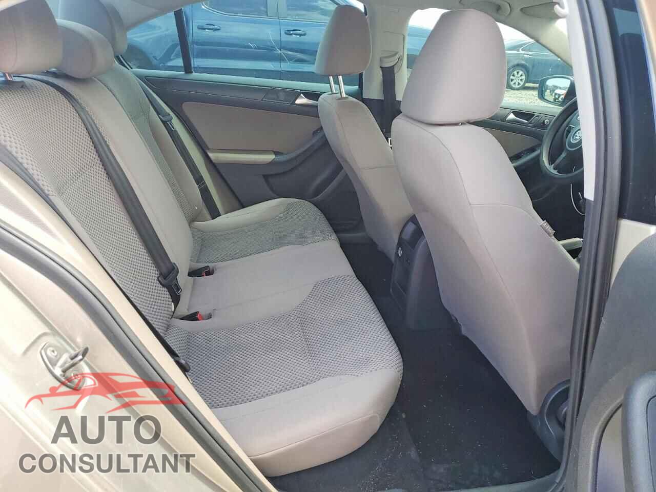 VOLKSWAGEN JETTA 2013 - 3VW2K7AJ3DM253087