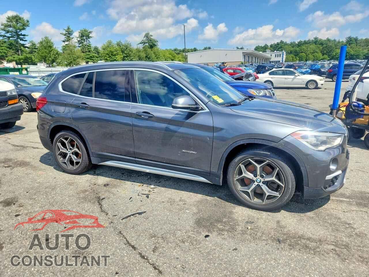 BMW X1 2016 - WBXHT3C31GP882429