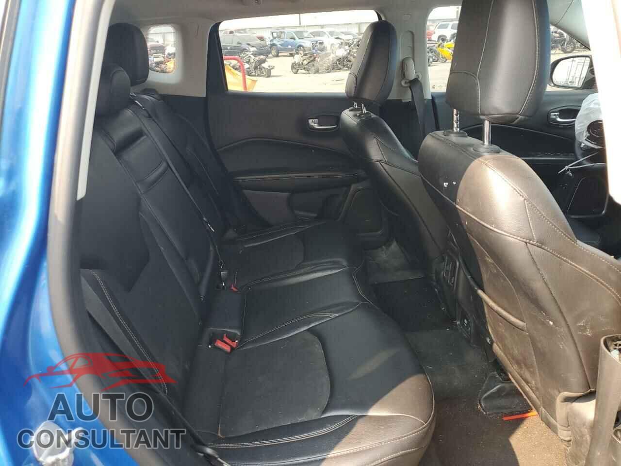 JEEP COMPASS 2017 - 3C4NJDBB4HT660419