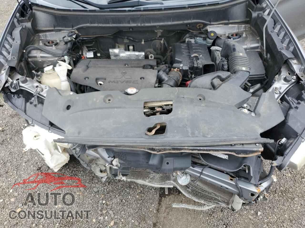 MITSUBISHI OUTLANDER 2013 - 4A4AR3AUXDE014308