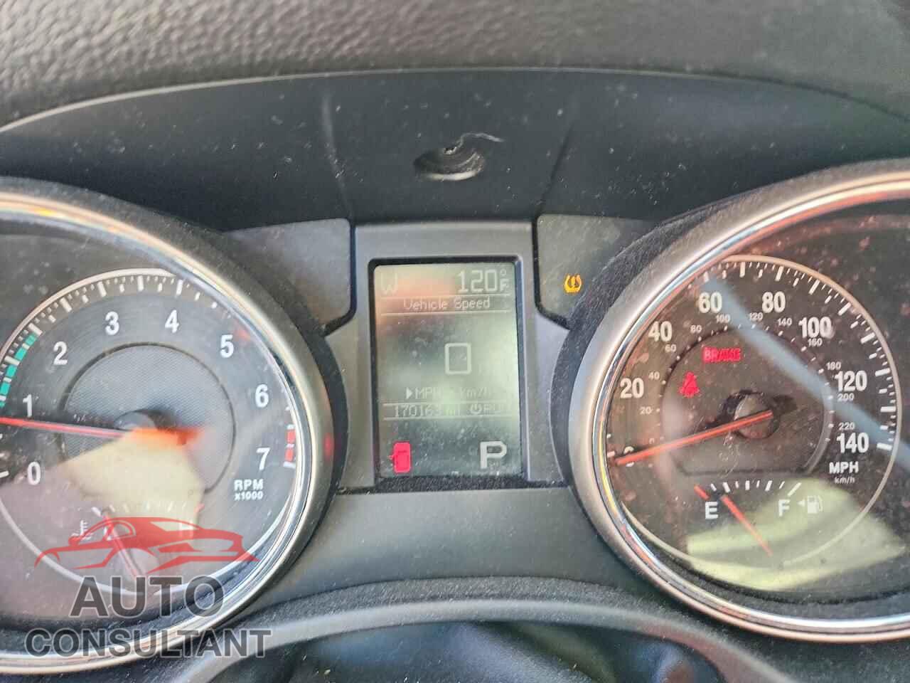JEEP CHEROKEE 2011 - 1J4RR4GG7BC553117