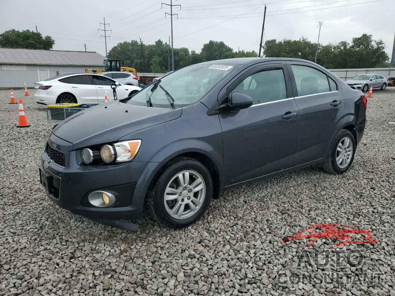 CHEVROLET SONIC 2013 - 1G1JC5SH2D4201224
