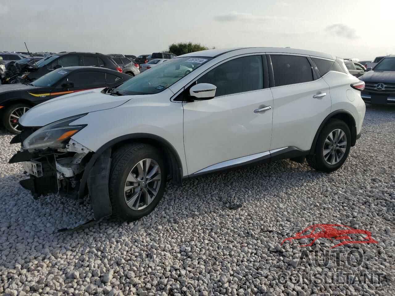 NISSAN MURANO 2018 - 5N1AZ2MGXJN151666