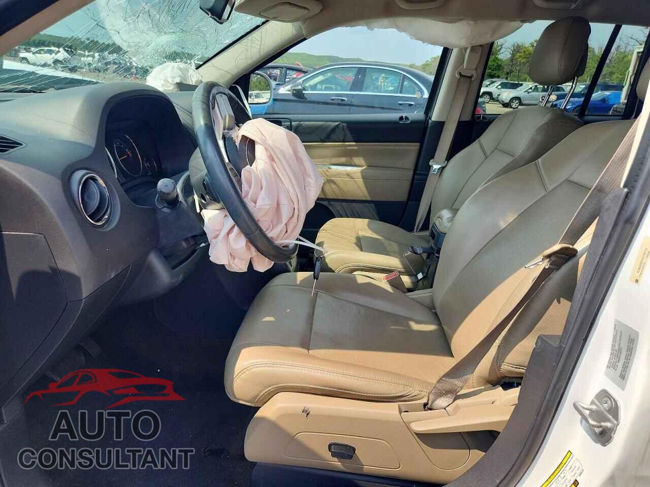 JEEP COMPASS 2015 - 1C4NJDEB3FD290725