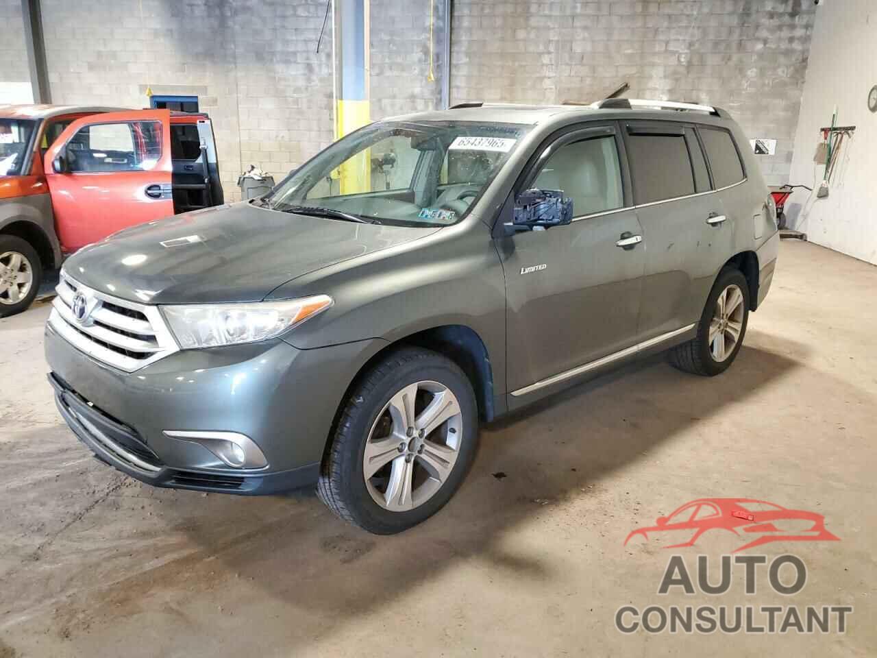 TOYOTA HIGHLANDER 2013 - 5TDDK3EH4DS242000