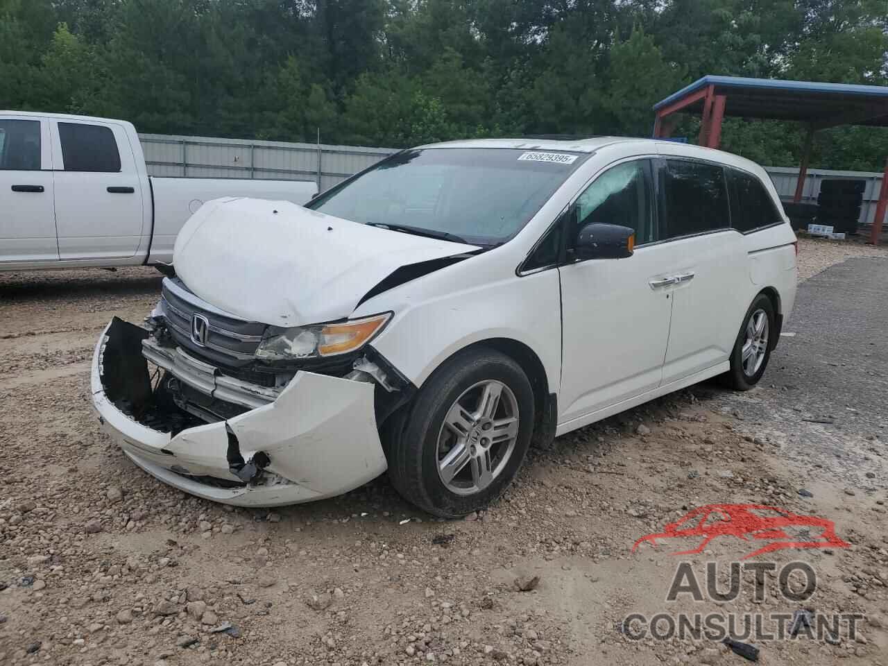 HONDA ODYSSEY 2013 - 5FNRL5H90DB049382