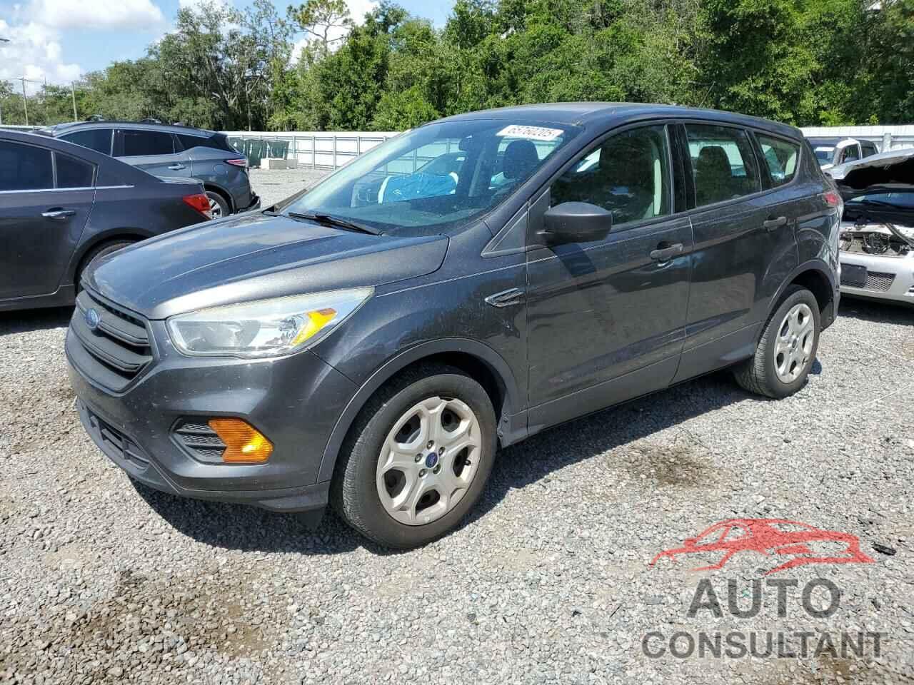 FORD ESCAPE 2017 - 1FMCU0F7XHUB12763