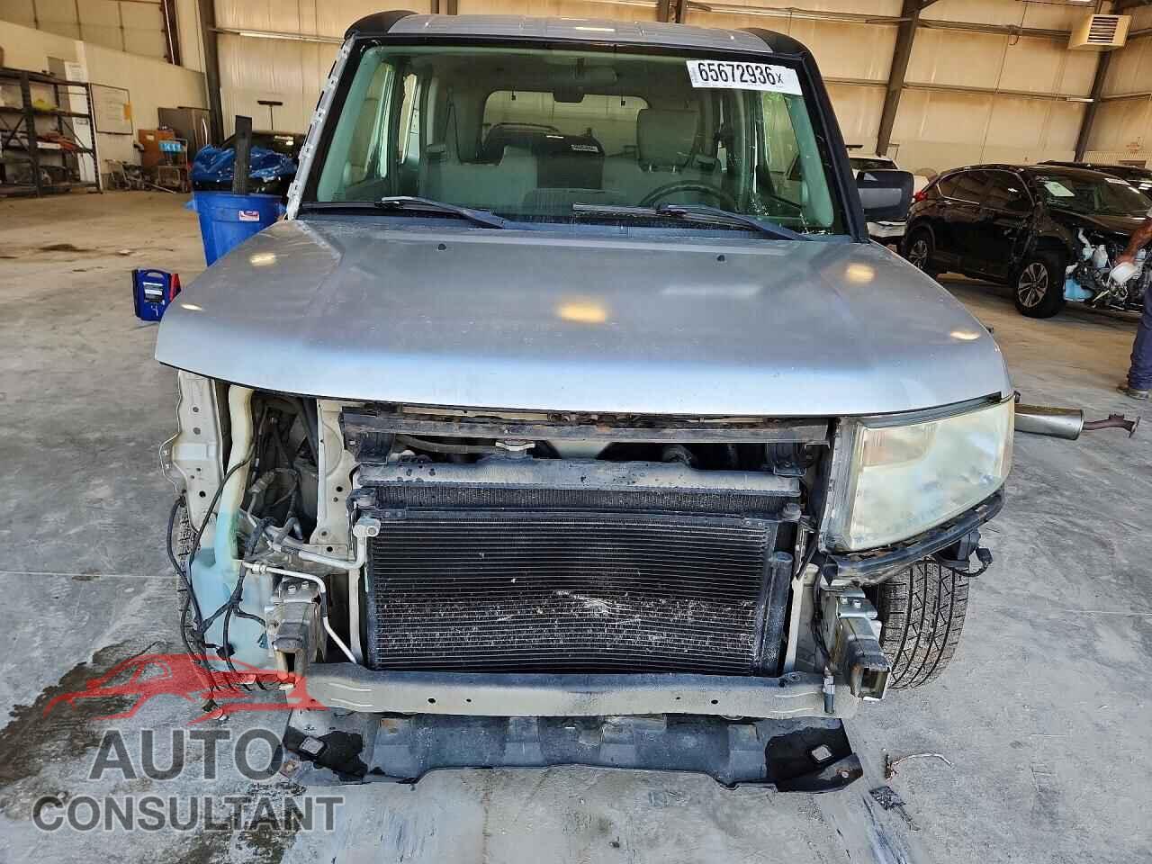 HONDA ELEMENT 2011 - 5J6YH2H76BL000718