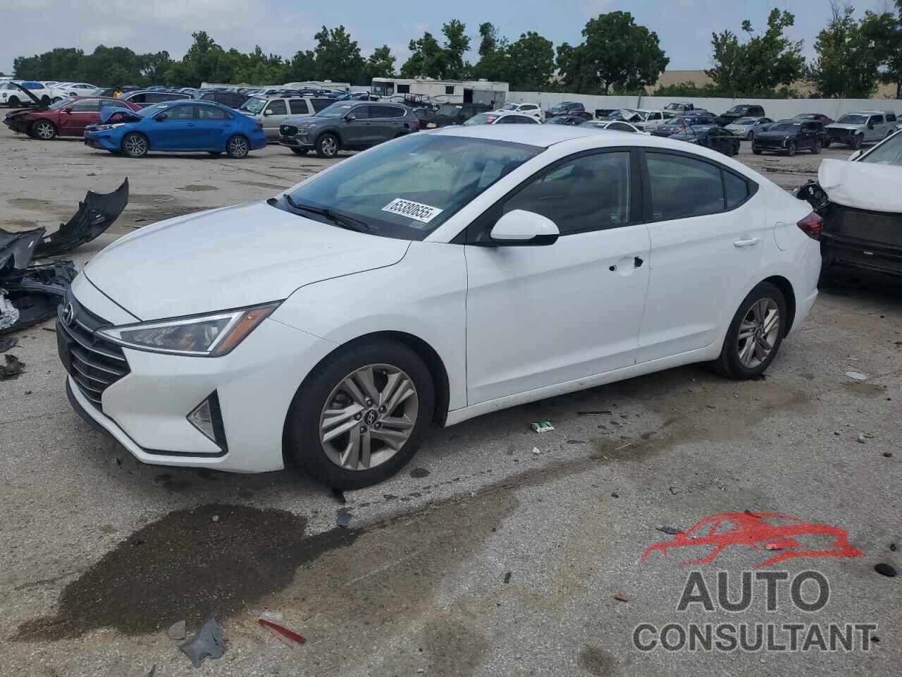 HYUNDAI ELANTRA 2019 - 5NPD84LF4KH452072