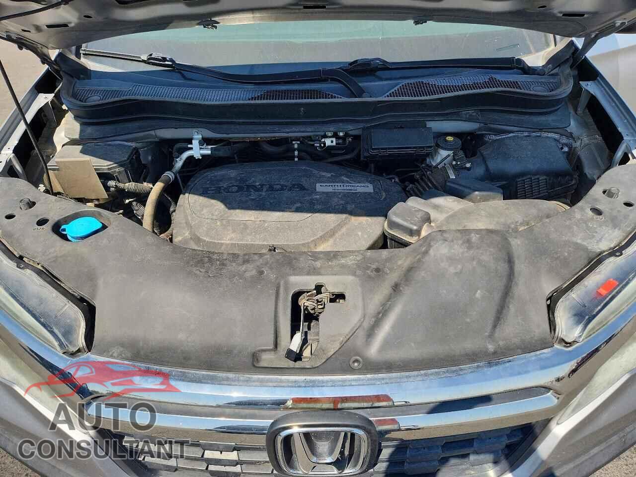 HONDA RIDGELINE 2017 - 5FPYK3F45HB013016