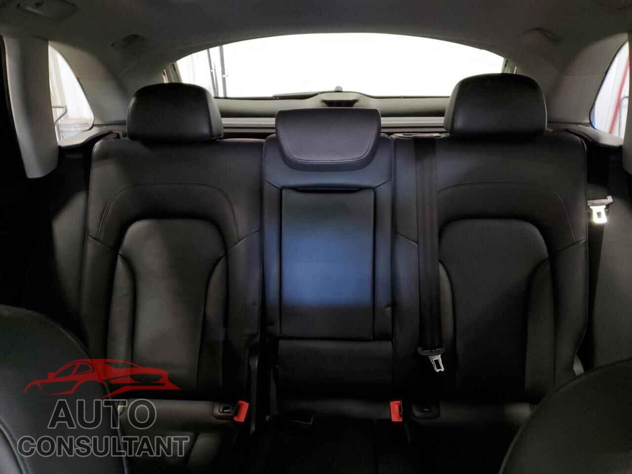 AUDI Q5 2017 - WA1L2AFP3HA043684