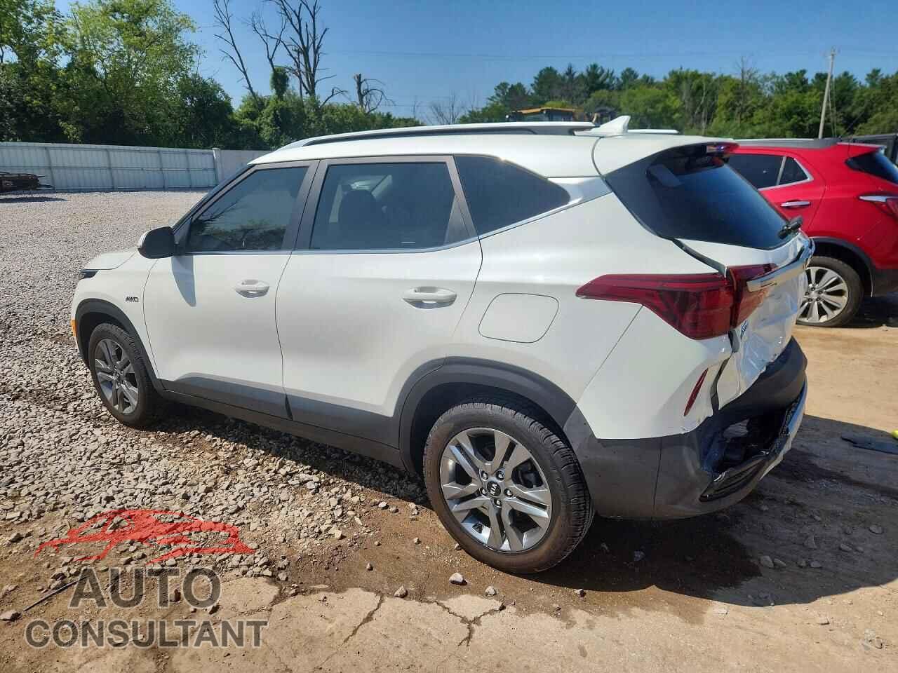 KIA SELTOS 2021 - KNDEUCAAXM7222433