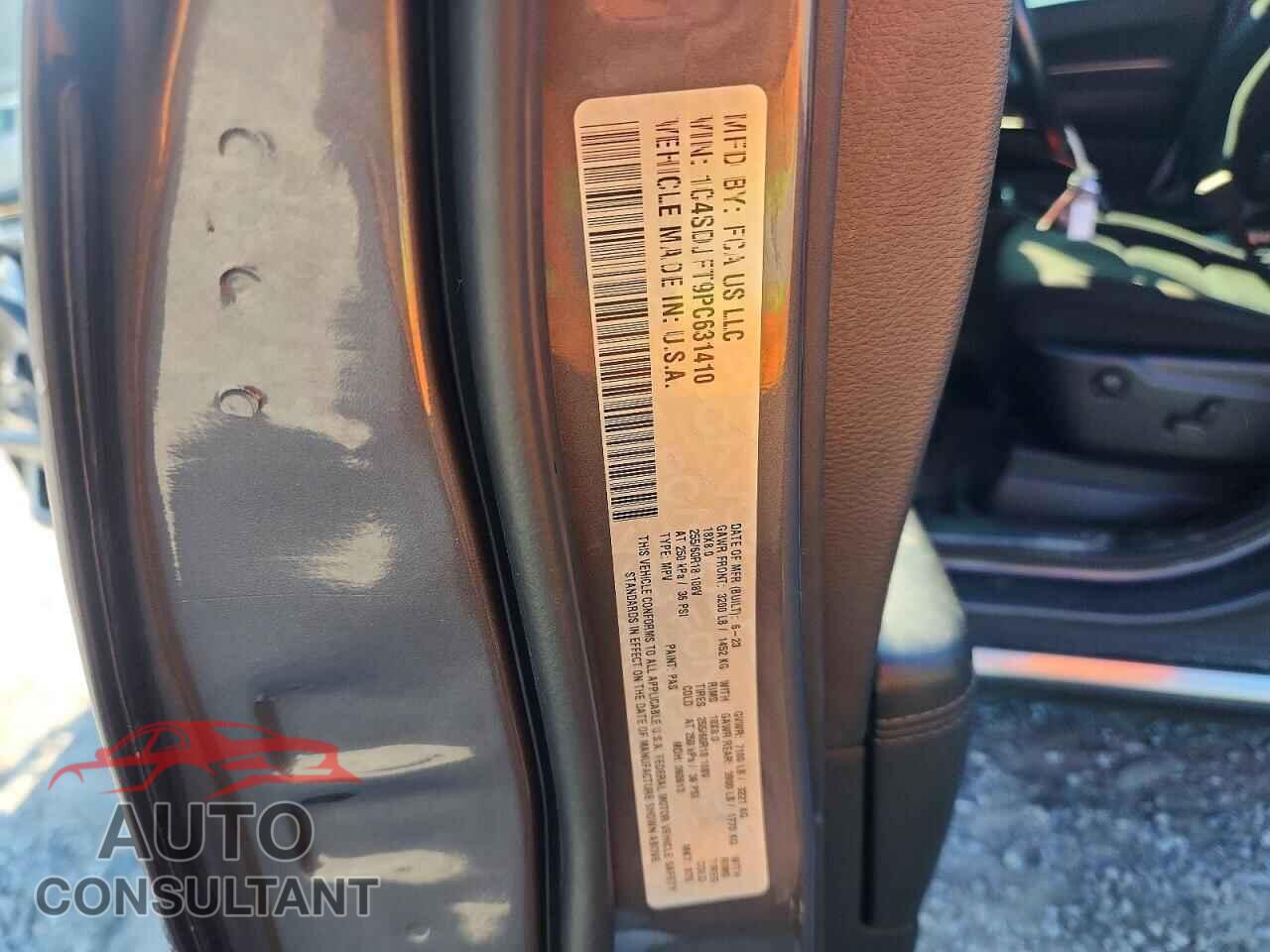 DODGE DURANGO 2023 - 1C4SDJFT9PC631410