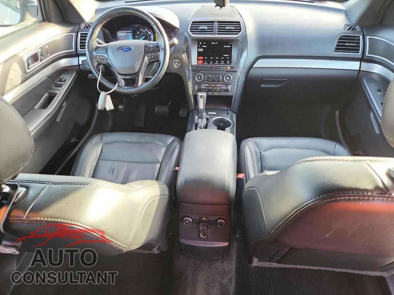 FORD EXPLORER 2017 - 1FM5K7D84HGB52046