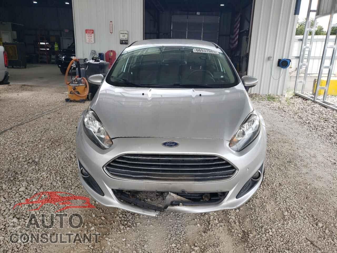 FORD FIESTA 2014 - 3FADP4EJ2EM200202