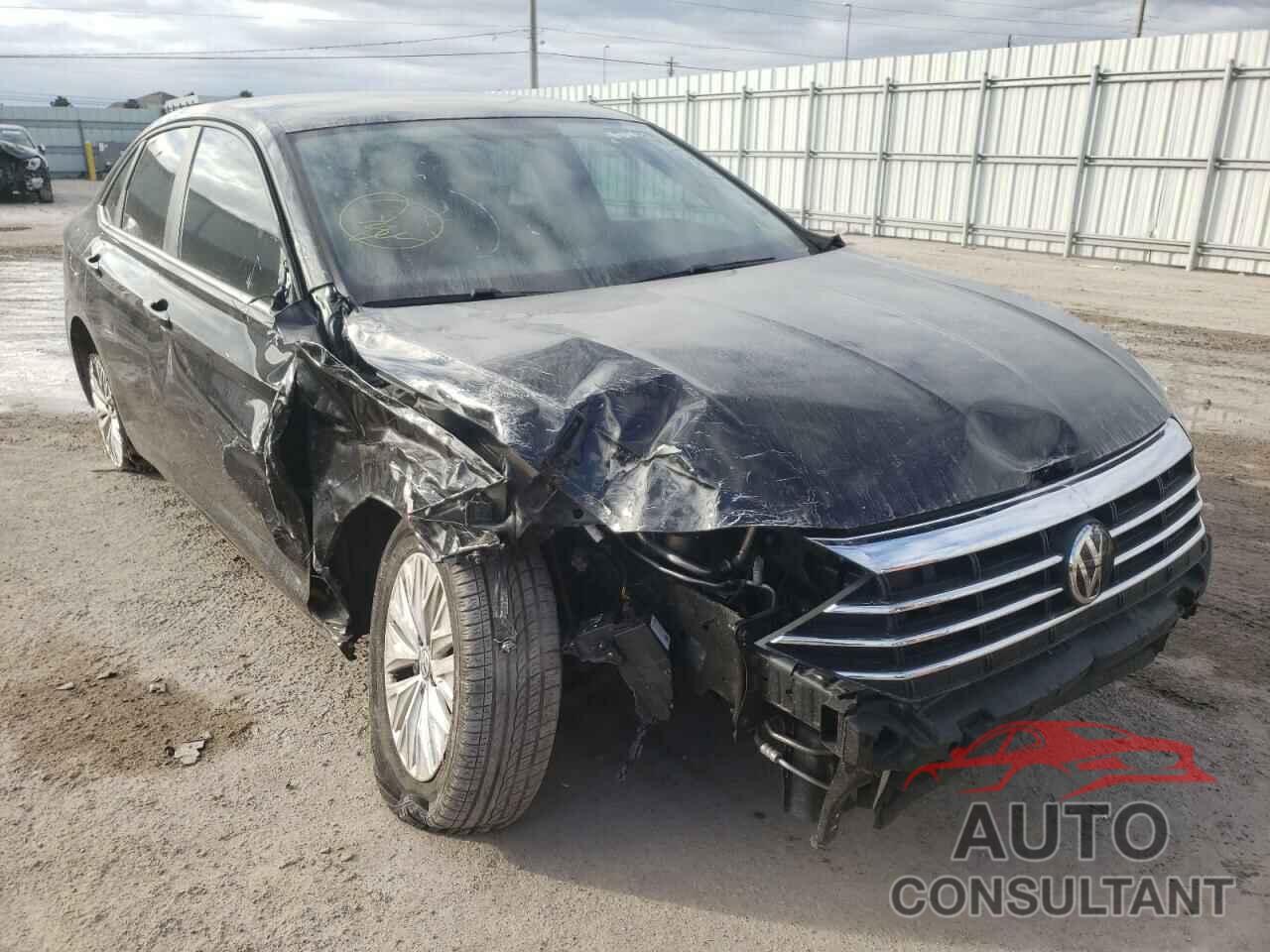 VOLKSWAGEN JETTA 2019 - 3VWCB7BU4KM273083
