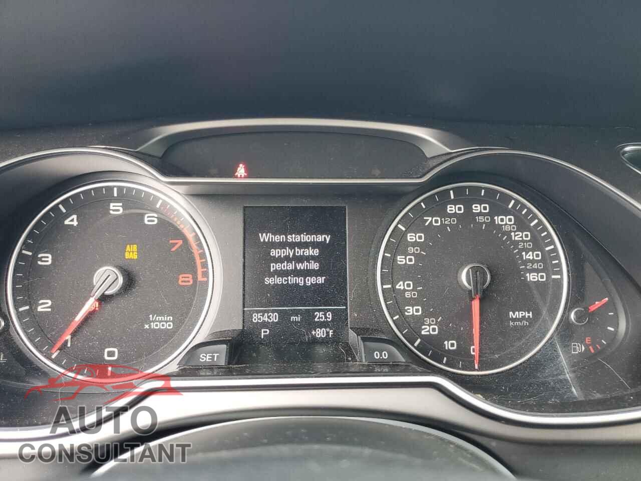 AUDI A4 2013 - WAUKFBFL1DN048908