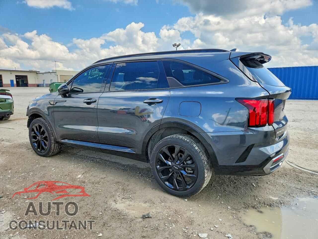 KIA SORENTO 2023 - 5XYRKDLF3PG200075