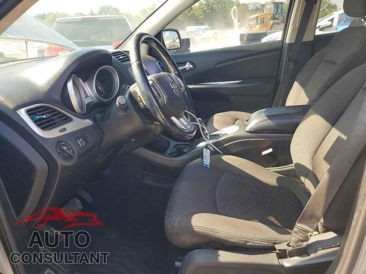 DODGE JOURNEY 2017 - 3C4PDCBB1HT507846