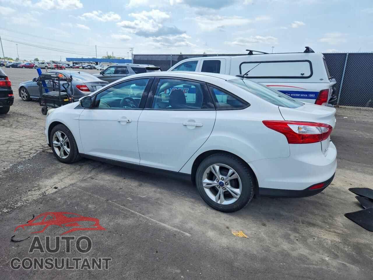 FORD FOCUS 2014 - 1FADP3F27EL126987
