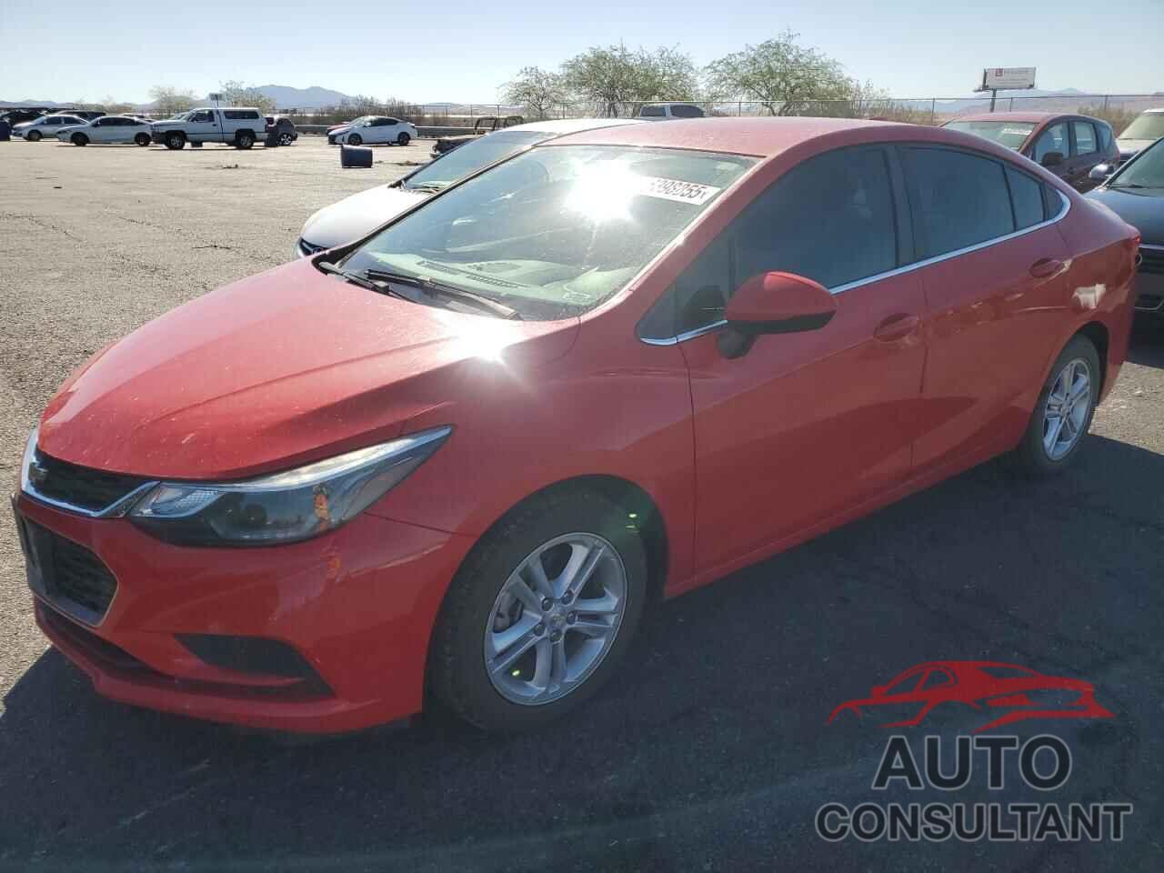 CHEVROLET CRUZE 2018 - 1G1BE5SM8J7120573