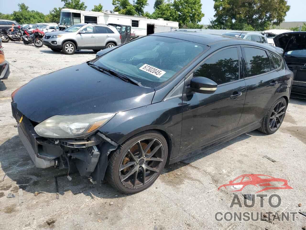 FORD FOCUS 2013 - 1FADP3L92DL317524