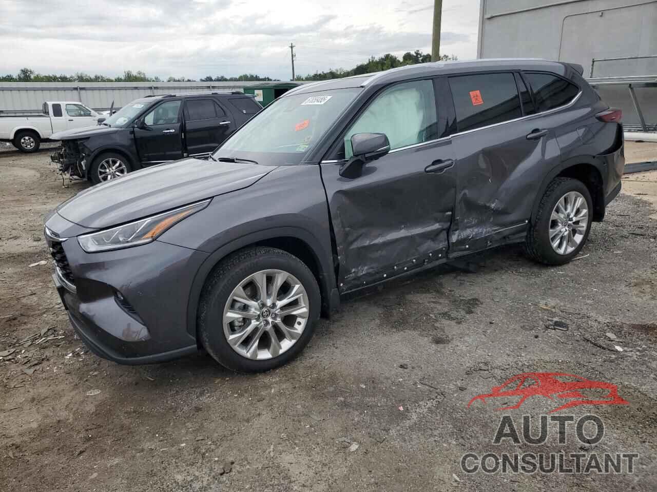 TOYOTA HIGHLANDER 2024 - 5TDXBRCH9RS643763