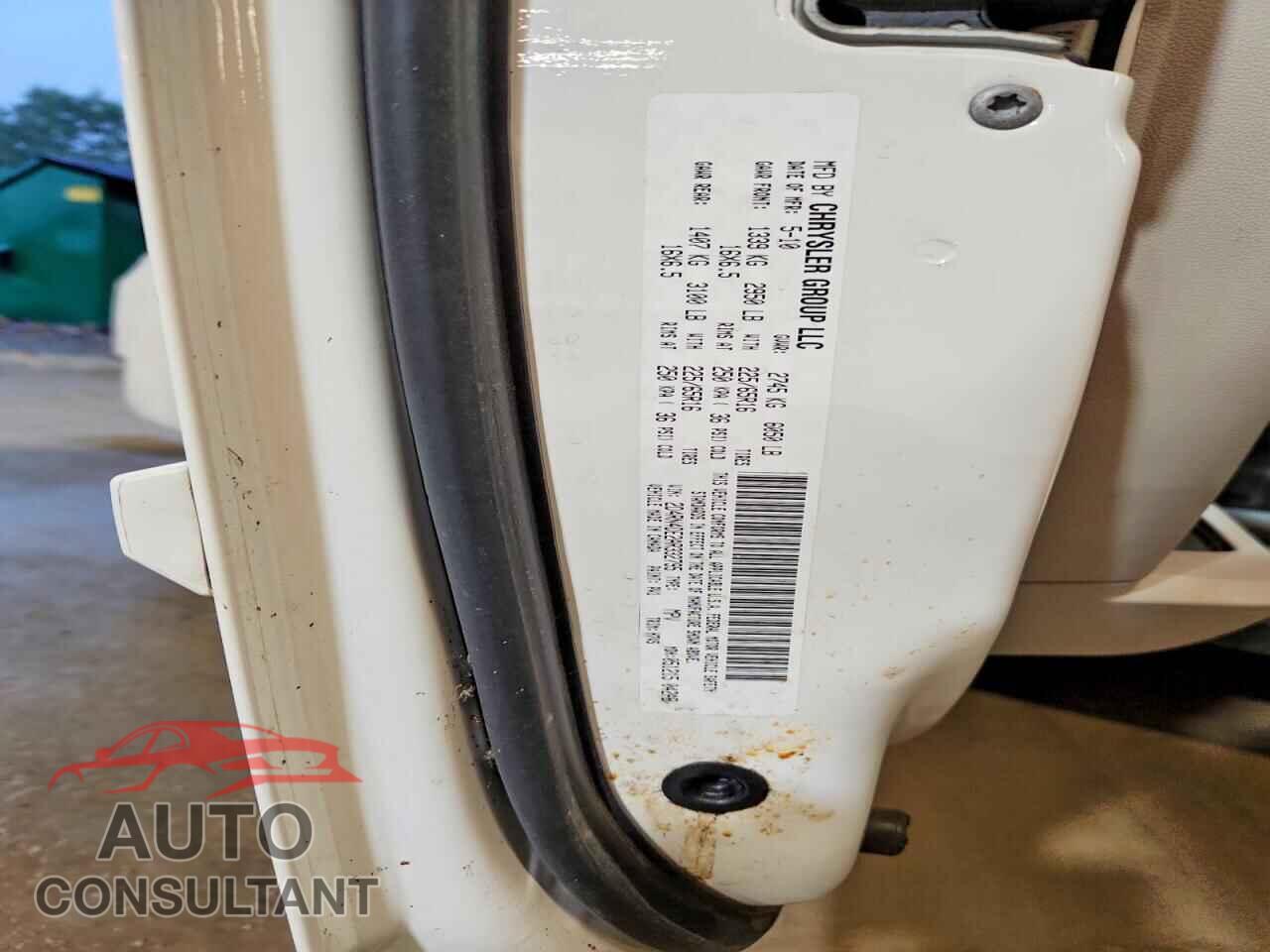 DODGE CARAVAN 2010 - 2D4RN4DE2AR332795