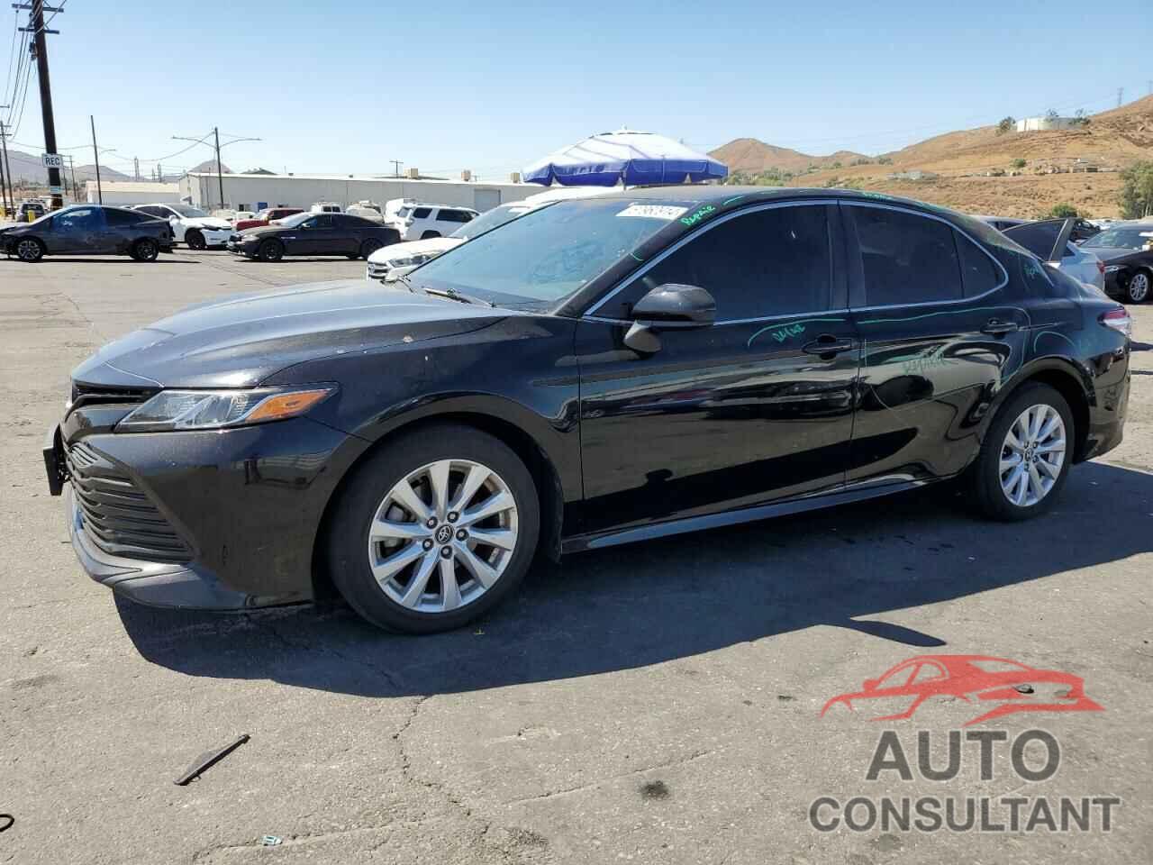 TOYOTA CAMRY 2018 - 4T1B11HK9JU593994