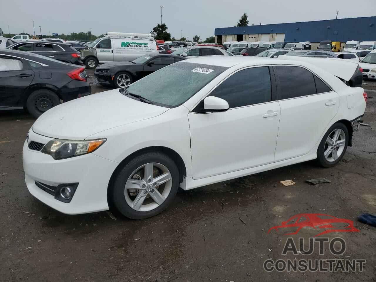 TOYOTA CAMRY 2013 - 4T1BF1FK1DU670026