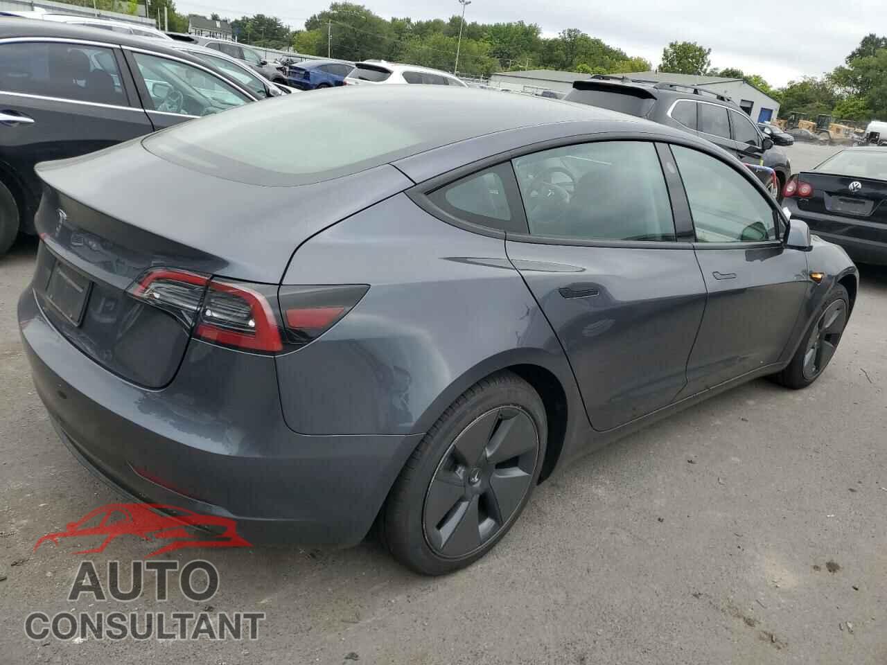 TESLA MODEL 3 2023 - 5YJ3E1EA7PF690119