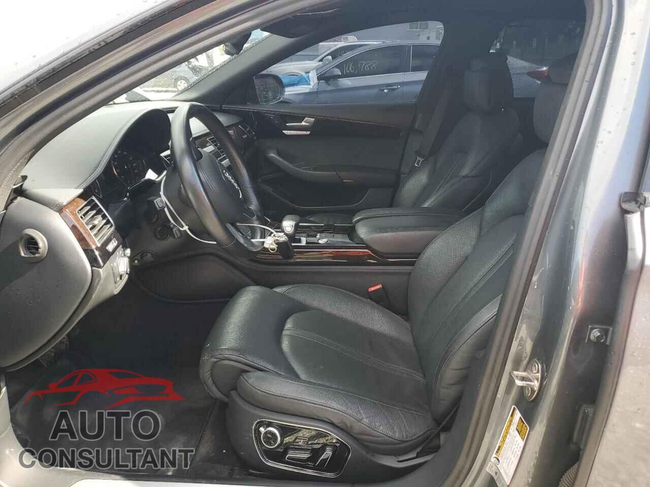 AUDI A8 2017 - WAU44AFD3HN010748