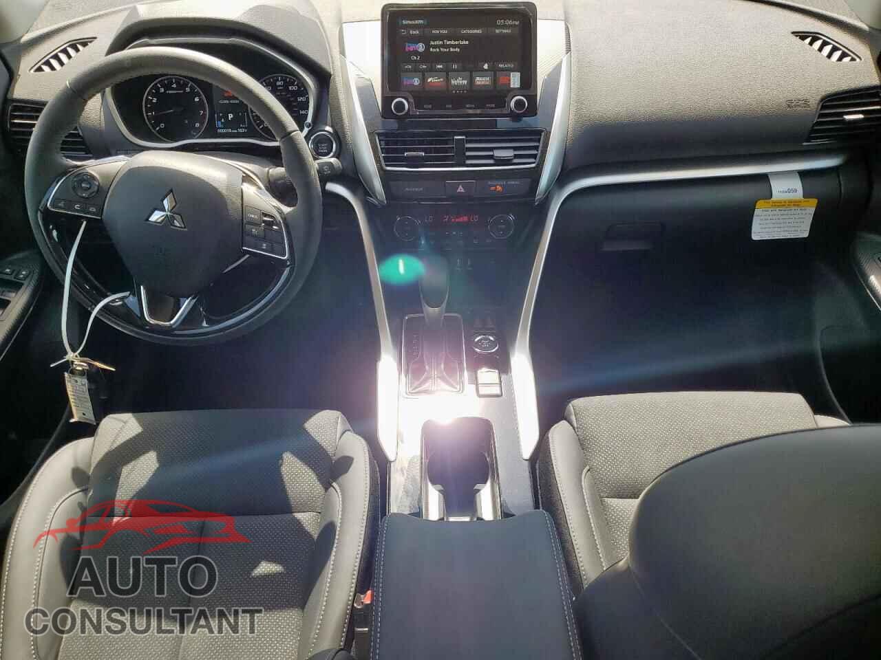 MITSUBISHI ECLIPSE 2025 - JA4ATWAA5SZ004978