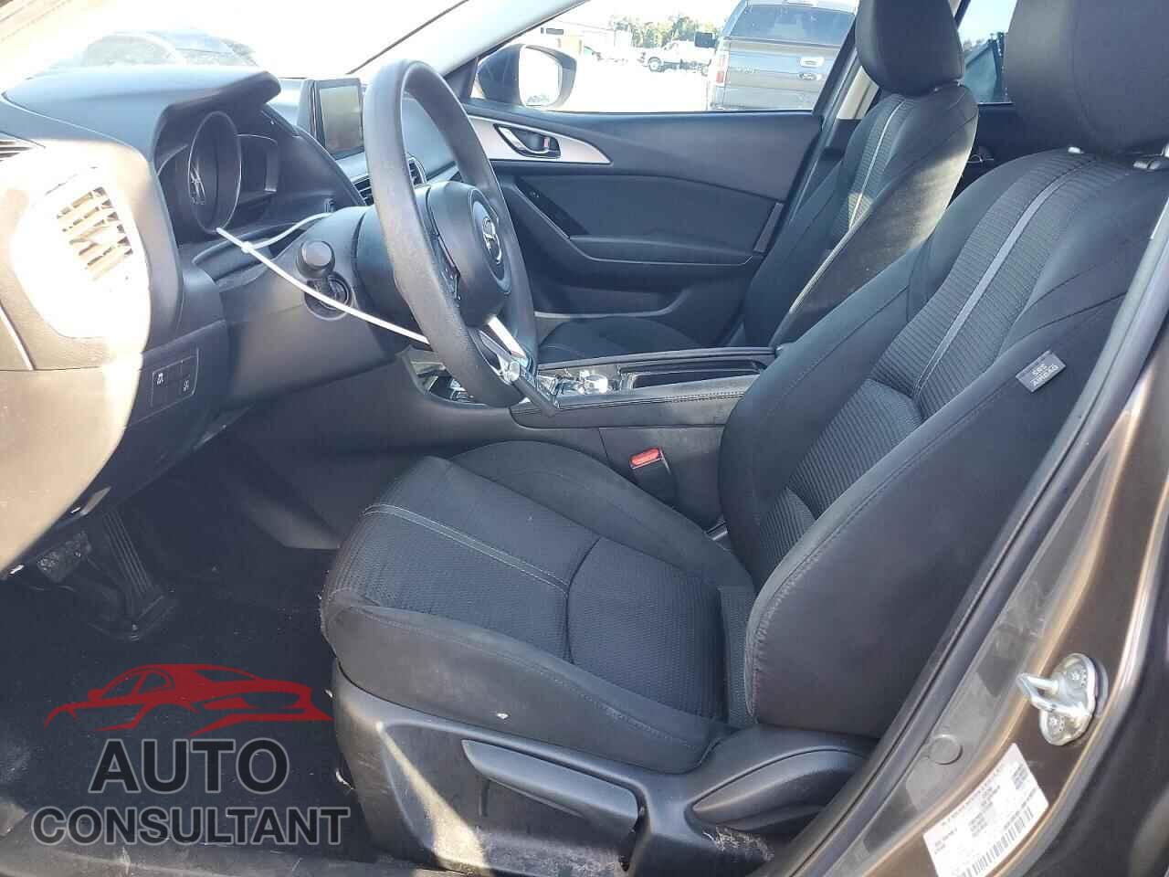 MAZDA 3 2017 - 3MZBN1U75HM157634