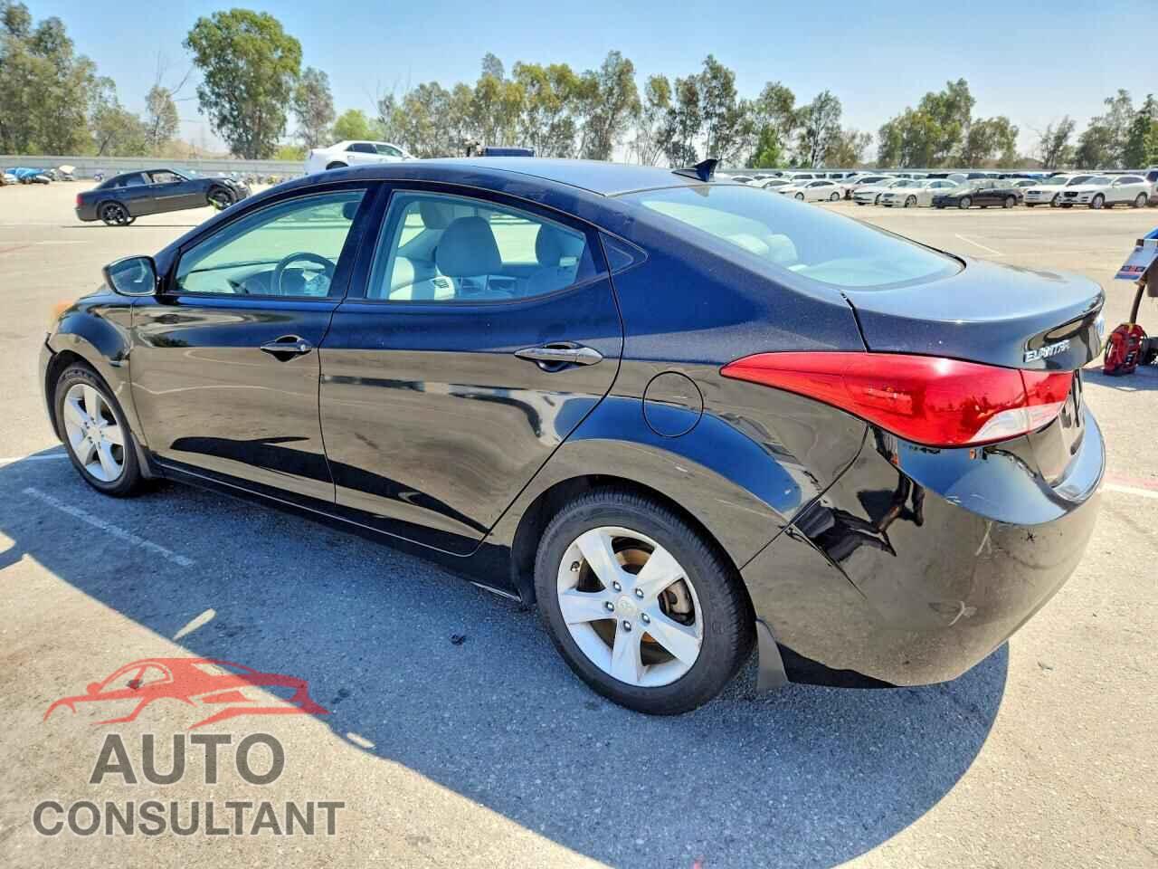 HYUNDAI ELANTRA 2013 - KMHDH4AE4DU753682