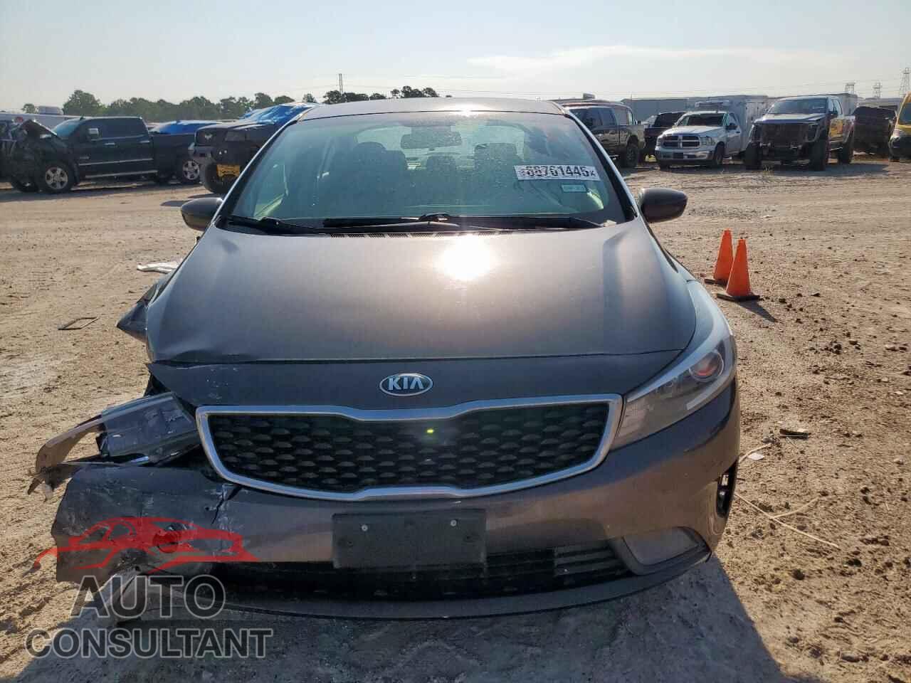KIA FORTE 2017 - 3KPFL4A77HE128694