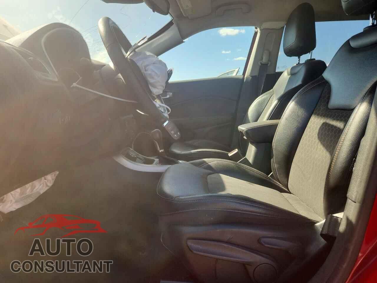 JEEP COMPASS 2019 - 3C4NJDBB1KT689612
