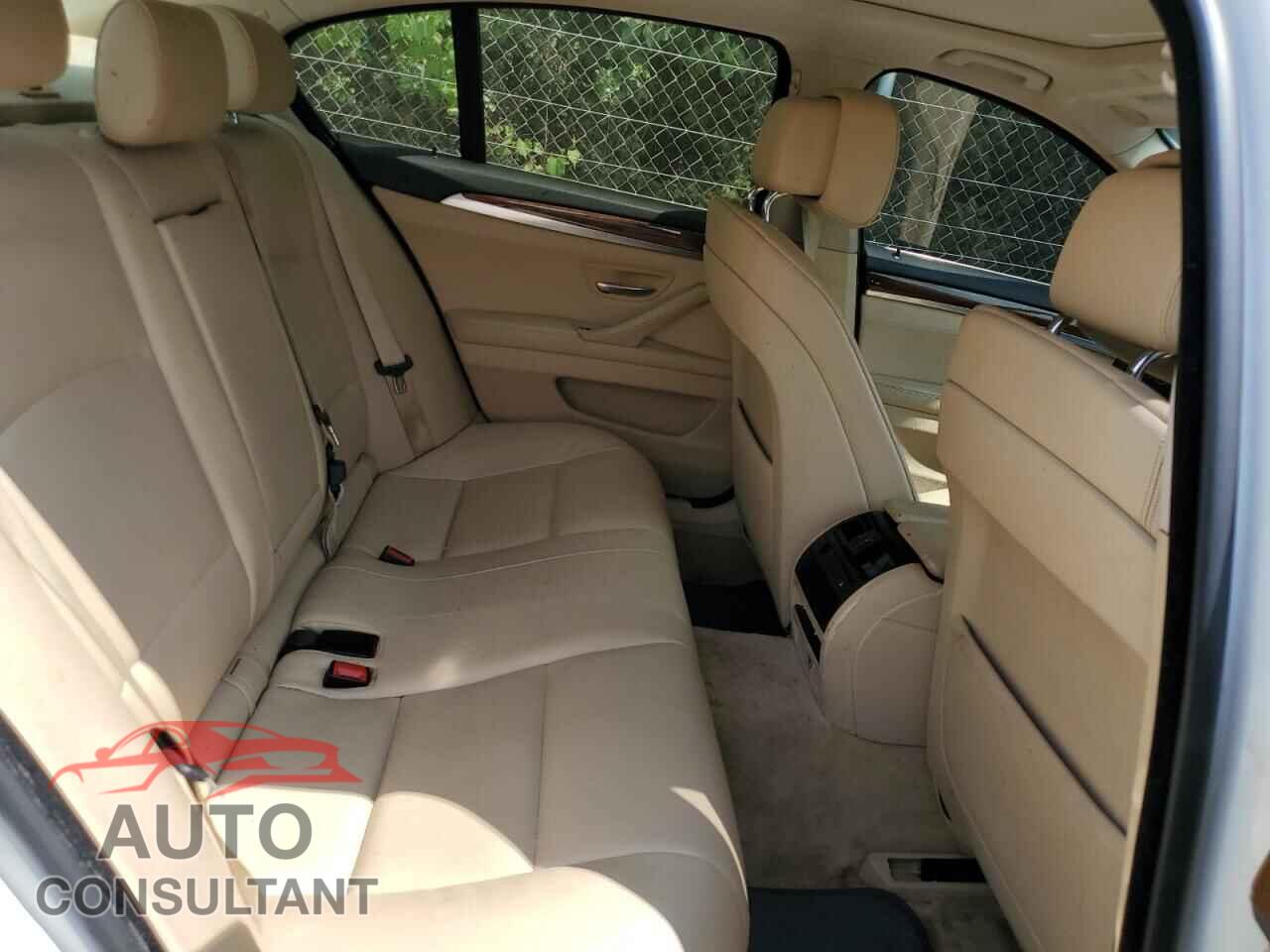 BMW 5 SERIES 2012 - WBAFU7C51CDU62379