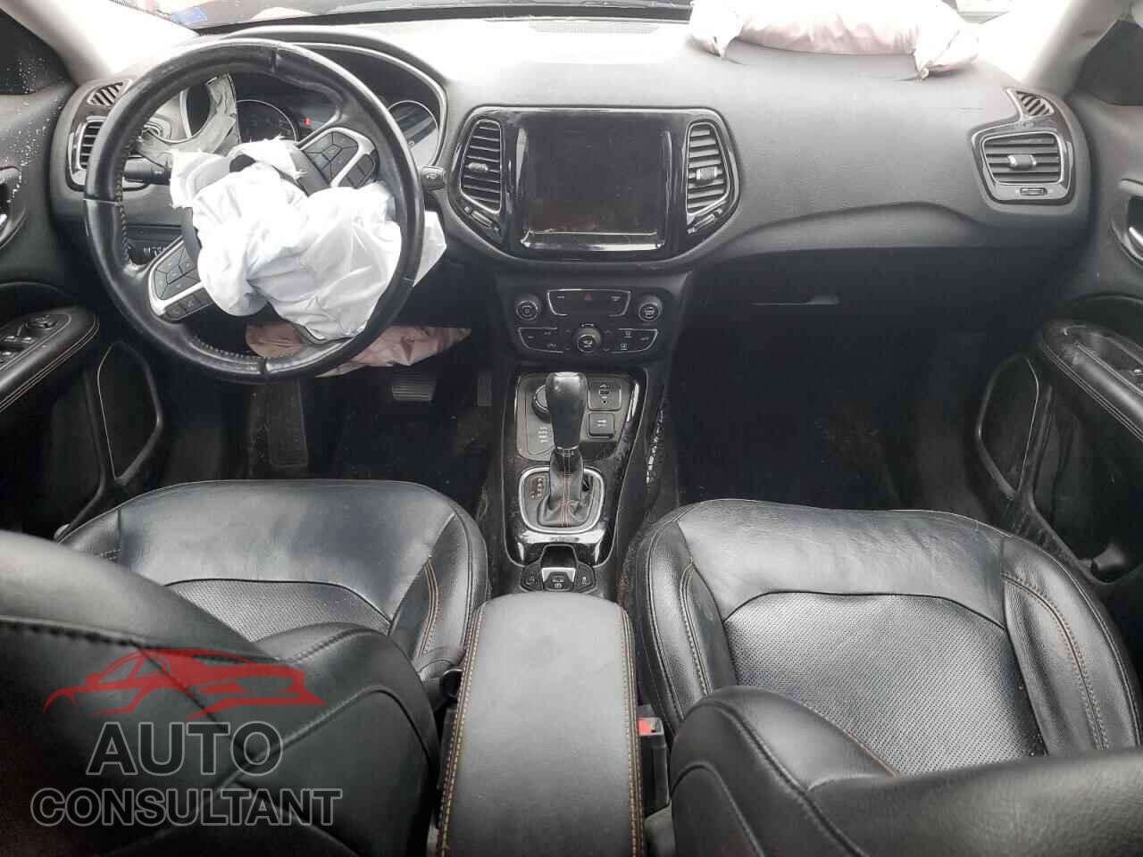 JEEP COMPASS 2019 - 3C4NJDCB3KT826659