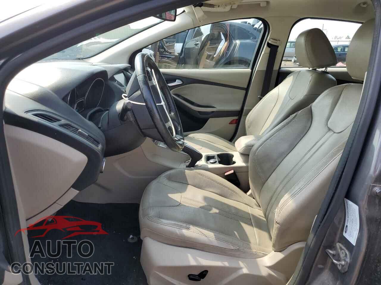 FORD FOCUS 2012 - 1FAHP3M24CL423457