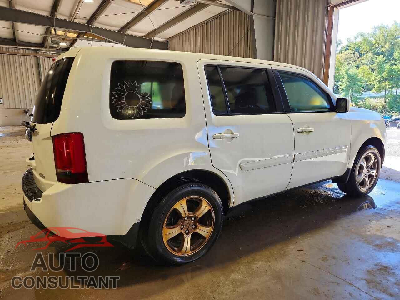 HONDA PILOT 2012 - 5FNYF4H40CB086478