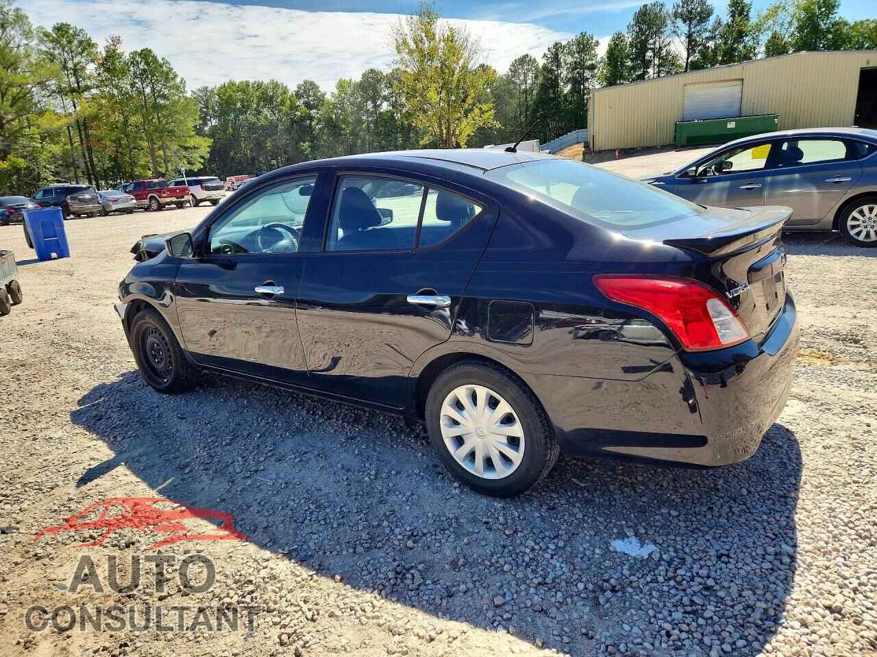 NISSAN VERSA 2017 - 3N1CN7AP0HL882551